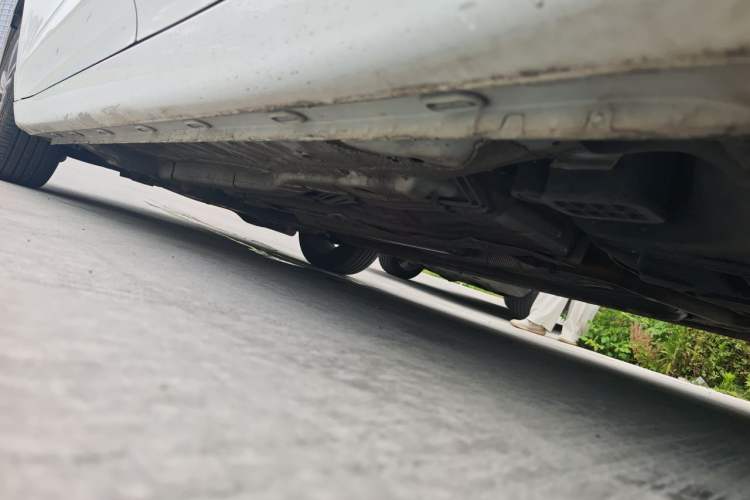 Used Roewe i5 2019 1.5L Automatic 4G Connected Langhao Edition Chassis Rear Left