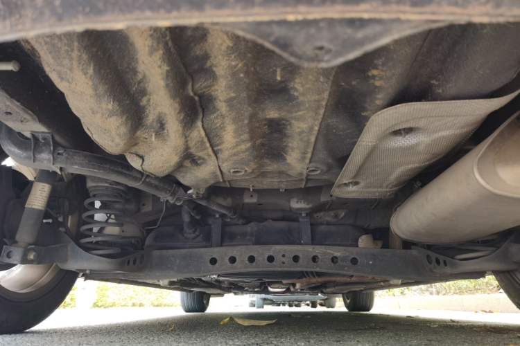 Used Roewe i5 2019 1.5L Automatic 4G Connected Langyue Edition Chassis Rear