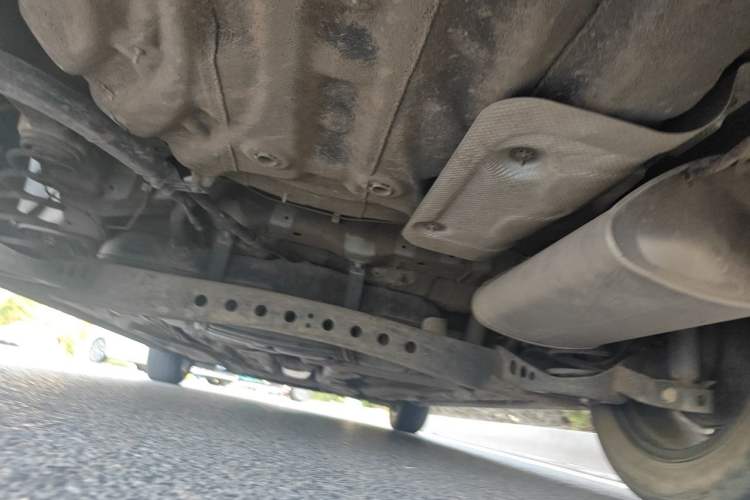 Used Roewe i5 2019 1.5L Automatic 4G Connected Langhao Edition Chassis Rear