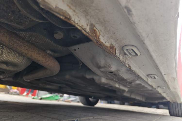 Used Roewe i5 2019 1.5L Automatic 4G Connected Langyue Edition Chassis Rear Right