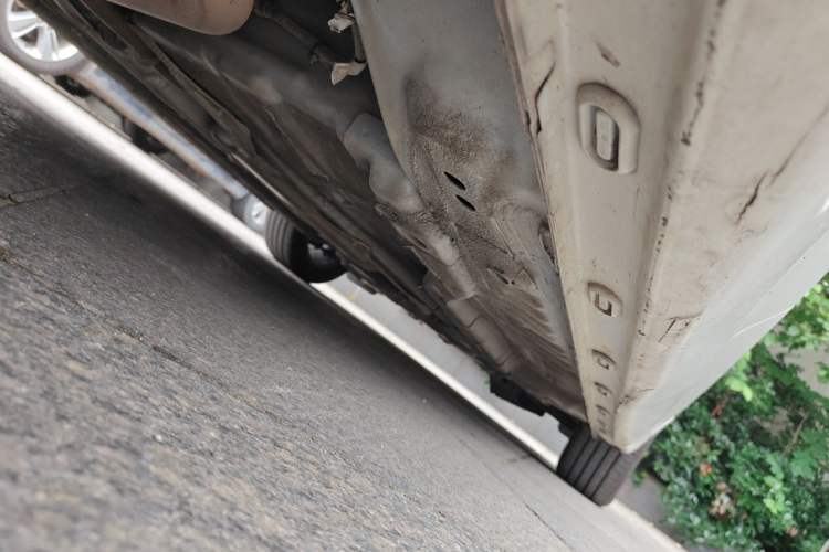 Used Roewe i5 2019 1.5L Automatic 4G Connected Langhao Edition Chassis Rear Right