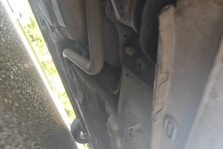 Used Roewe i5 2019 1.5L Automatic 4G Connected Langhao Edition Chassis Rear Right