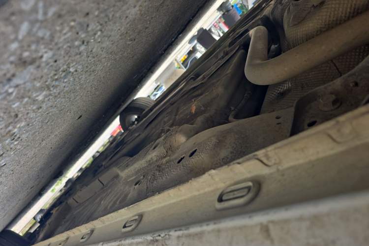 Used Roewe i5 2019 1.5L Automatic 4G Connected Linghao Edition Chassis Rear Right