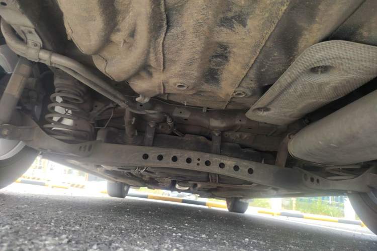 Used Roewe i5 2019 1.5L Automatic 4G Connected Langhao Edition Chassis Rear