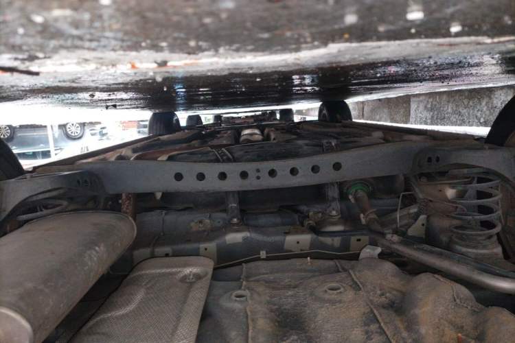 Used Roewe i5 2019 1.5L Automatic 4G Connected Linghao Edition Chassis Rear