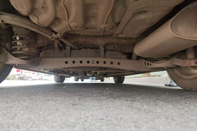 Used Roewe i5 2019 1.5L Automatic 4G Connected Langyue Edition Chassis Rear