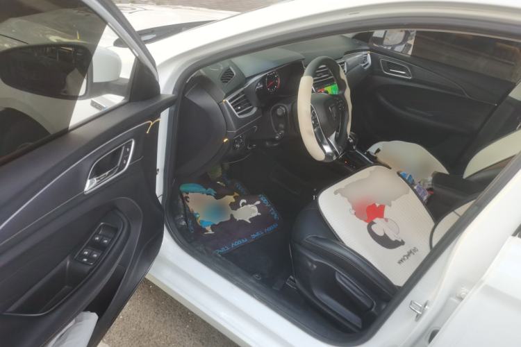 Used Roewe i5 2019 1.5L Automatic 4G Connected Langhao Edition Driver Seat
