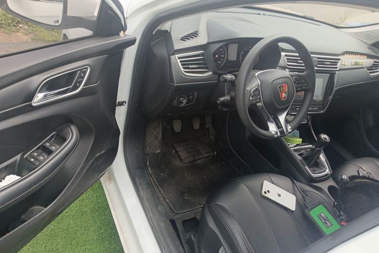 Used Roewe i5 2019 1.5L Manual 4G Connectable Langhao Edition Driver Seat