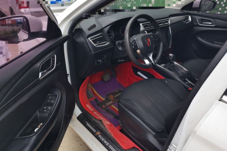 Used Roewe i5 2019 1.5L Automatic 4G Connected Langyue Edition Driver Seat