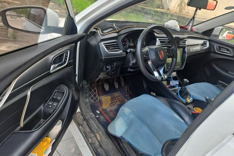 Used Roewe i5 2019 1.5L Manual 4G Connectable Langhao Edition Driver Seat