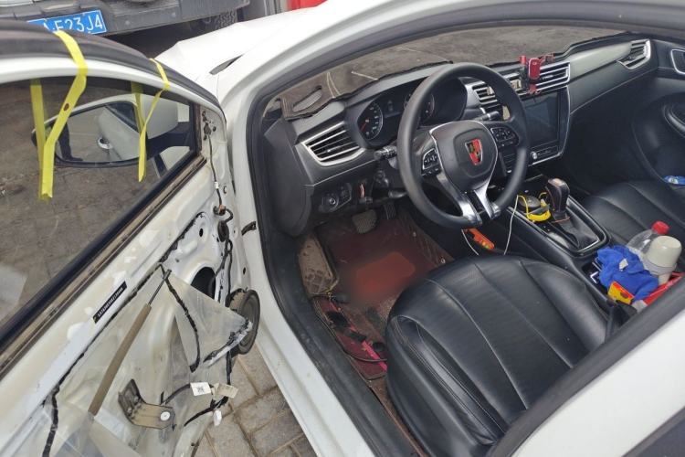 Used Roewe i5 2019 1.5L Automatic 4G Connected Langyue Edition Driver Seat