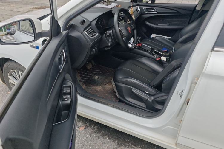 Used Roewe i5 2019 1.5L Automatic 4G Connected Langhao Edition Driver Seat