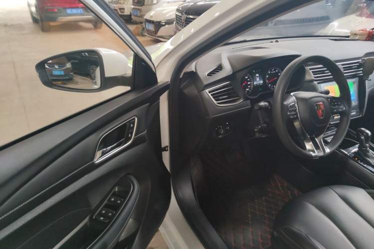 Used Roewe i5 2019 1.5L Automatic 4G Connected Langhao Edition Driver Seat