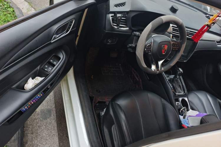 Used Roewe i5 2019 20T Automatic 4G Connected Supercharged Flagship Edition Driver Seat