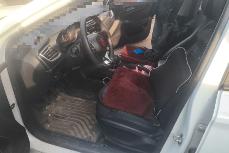Used Roewe i5 2019 1.5L Manual 4G Connected Langyue Edition Driver Seat