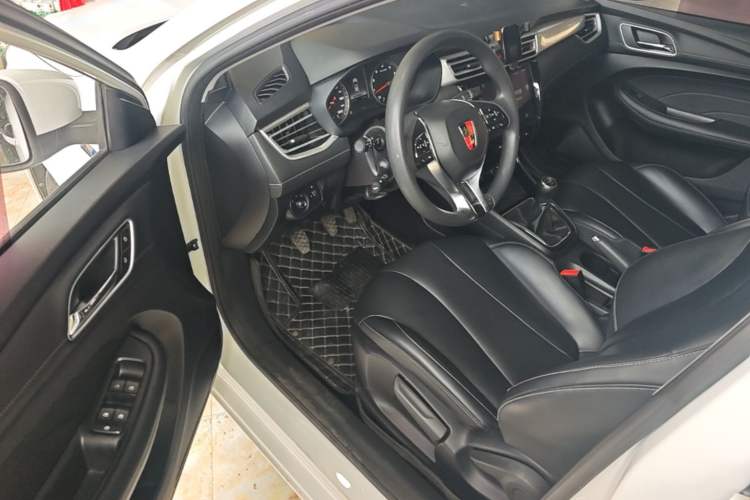 Used Roewe i5 2019 1.5L Manual 4G Connectable Langhao Edition Driver Seat