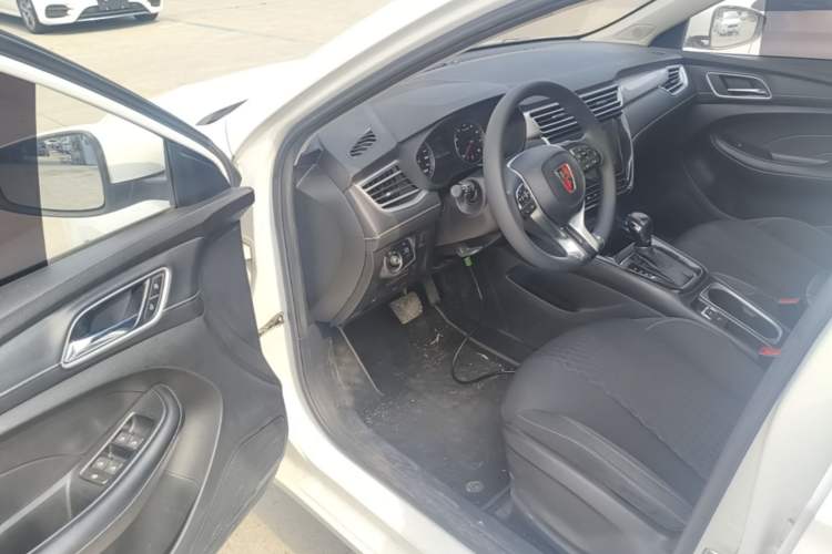 Used Roewe i5 2019 1.5L Automatic 4G Connected Langyue Edition Driver Seat