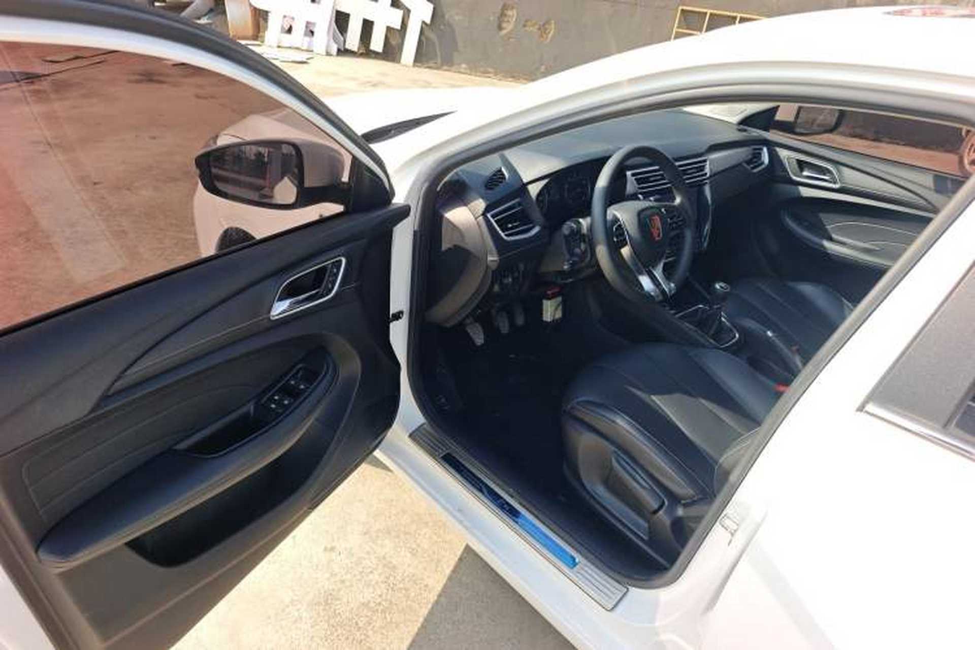 Used Roewe i5 2019 1.5L Manual 4G Connectable Langhao Edition Driver Seat