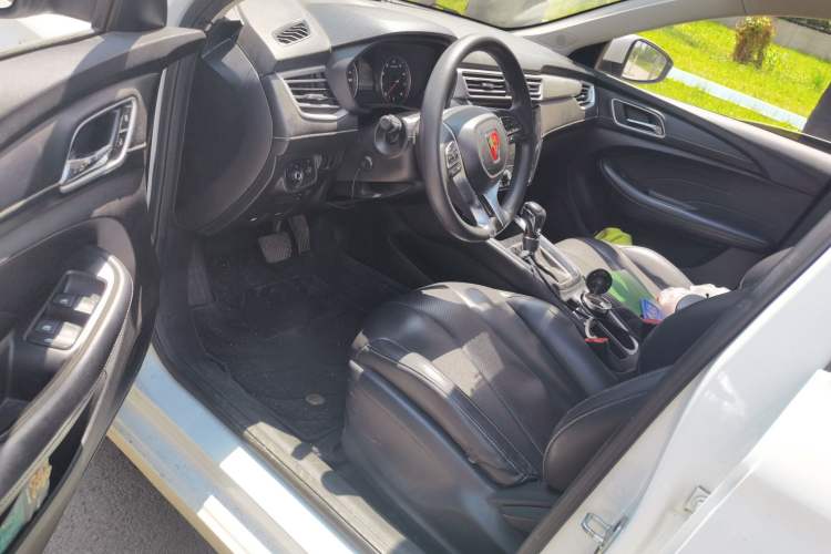 Used Roewe i5 2019 1.5L Automatic 4G Connected Linghao Edition Driver Seat