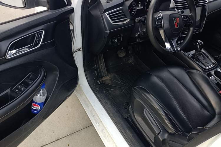 Used Roewe i5 2019 1.5L Automatic 4G Connected Langhao Edition Driver Seat