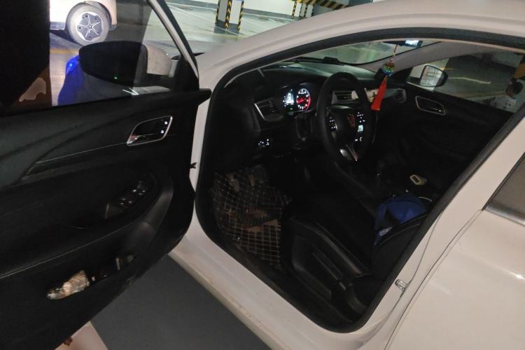 Used Roewe i5 2019 1.5L Manual 4G Connect Leehao Flagship Edition Driver Seat