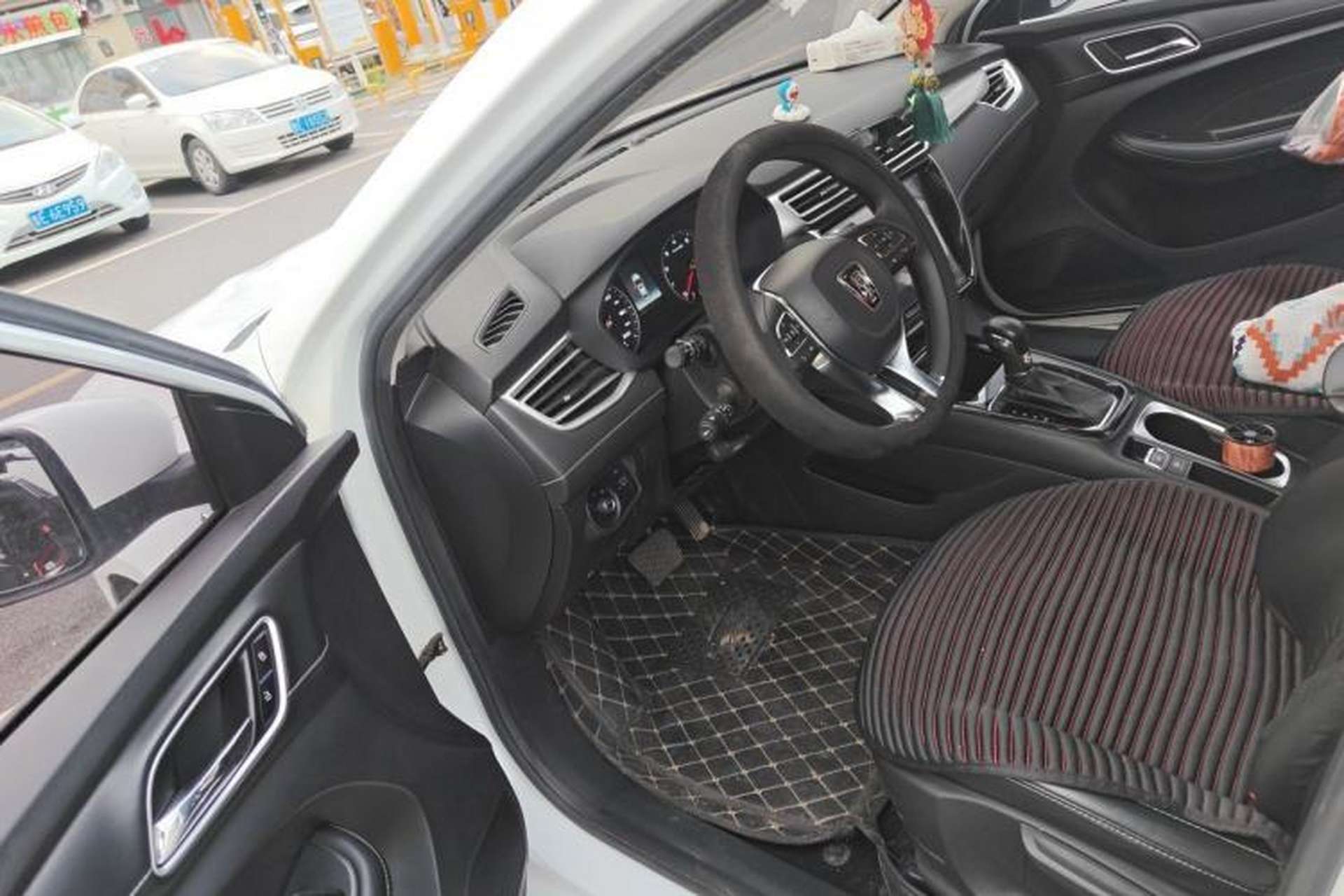 Used Roewe i5 2019 1.5L Automatic 4G Connected Linghao Flagship Edition Driver Seat