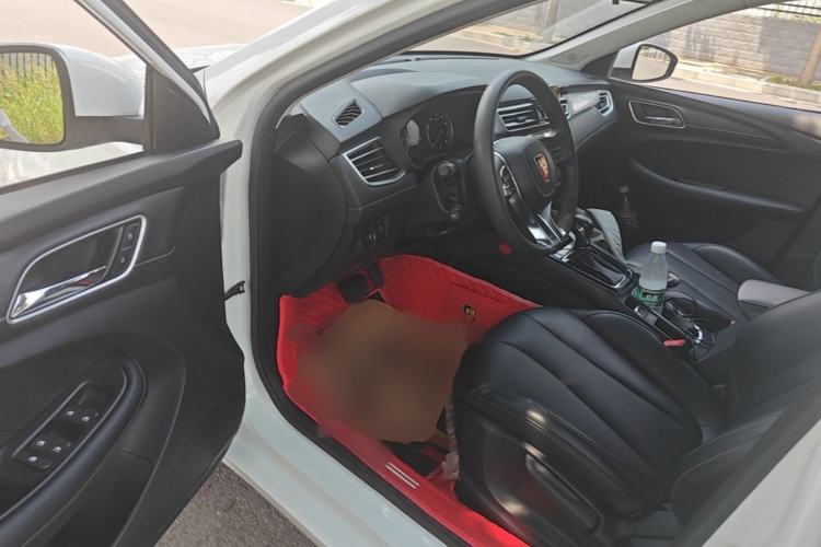 Used Roewe i5 2019 1.5L Automatic 4G Connected Langhao Edition Driver Seat
