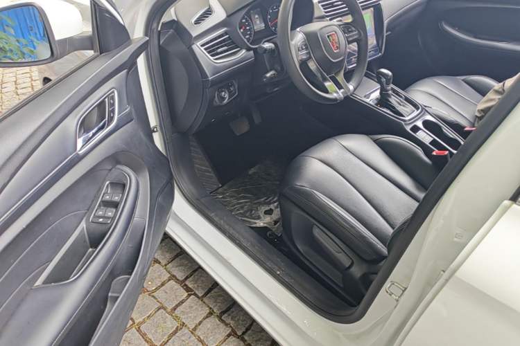 Used Roewe i5 2019 1.5L Automatic 4G Connected Langhao Edition Driver Seat