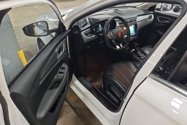 Used Roewe i5 2019 1.5L Automatic 4G Connected Linghao Flagship Edition Driver Seat