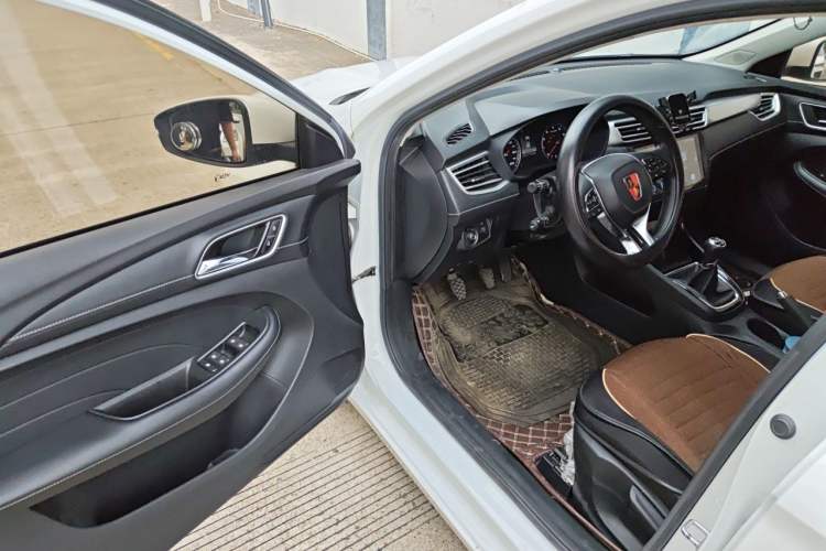 Used Roewe i5 2019 1.5L Manual 4G Connect Leehao Flagship Edition Driver Seat