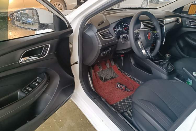 Used Roewe i5 2019 1.5L Manual 4G Connected Langyue Edition Driver Seat