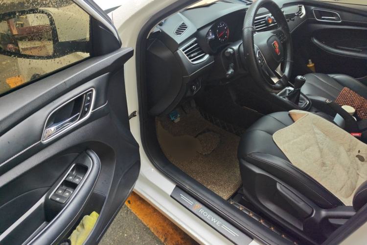 Used Roewe i5 2019 1.5L Manual 4G Connectable Langhao Edition Driver Seat