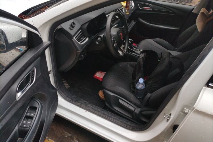 Used Roewe i5 2019 1.5L Automatic 4G Connected Linghao Edition Driver Seat