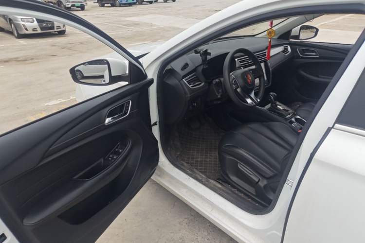 Used Roewe i5 2019 20T Automatic 4G Connected Supercharged Flagship Edition Driver Seat