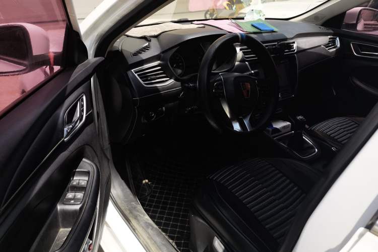 Used Roewe i5 2019 1.5L Manual 4G Connectable Langhao Edition Driver Seat