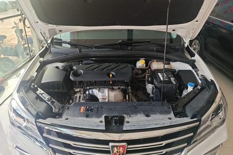 Used Roewe i5 2019 1.5L Automatic 4G Connected Langhao Edition Engine Bay