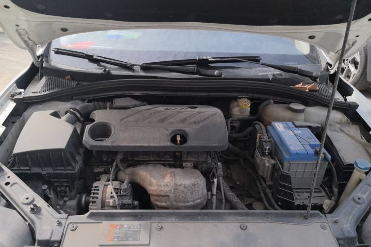 Used Roewe i5 2019 1.5L Automatic 4G Connected Langhao Edition Engine Bay