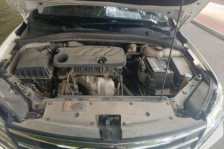 Used Roewe i5 2019 1.5L Automatic 4G Connected Langhao Edition Engine Bay