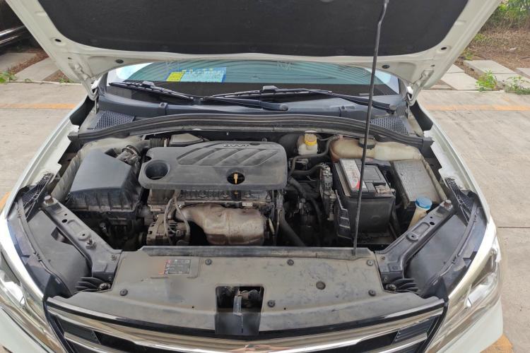 Used Roewe i5 2019 1.5L Manual 4G Connect Leehao Flagship Edition Engine Bay