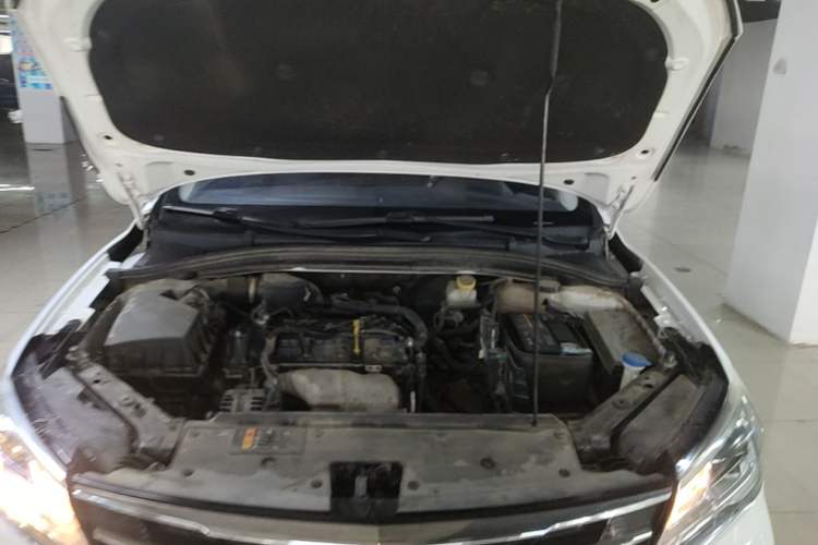 Used Roewe i5 2019 1.5L Automatic 4G Connected Linghao Edition Engine Bay