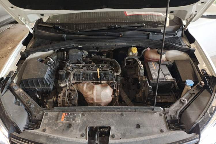 Used Roewe i5 2019 1.5L Manual 4G Connect Luxury Edition Engine Bay