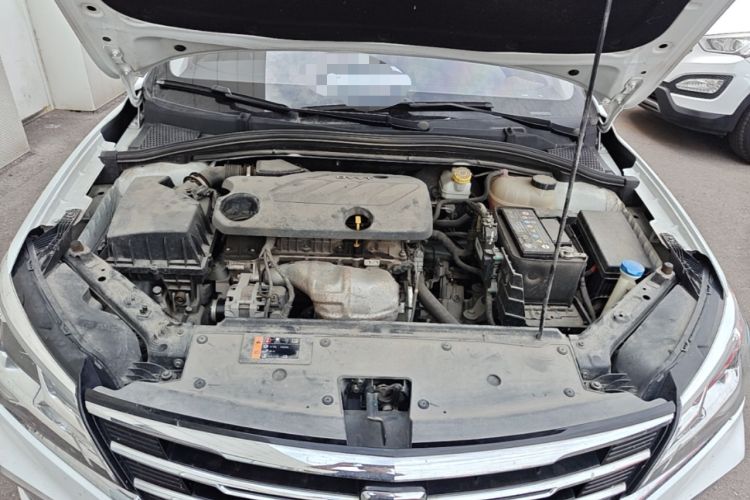 Used Roewe i5 2019 1.5L Manual 4G Connect Leehao Flagship Edition Engine Bay