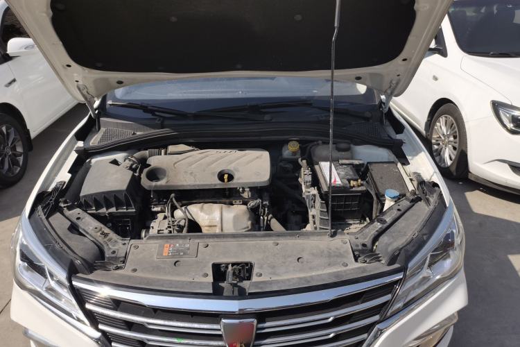 Used Roewe i5 2019 1.5L Manual 4G Connect Leehao Flagship Edition Engine Bay