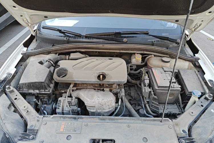 Used Roewe i5 2019 1.5L Automatic 4G Connected Langhao Edition Engine Bay