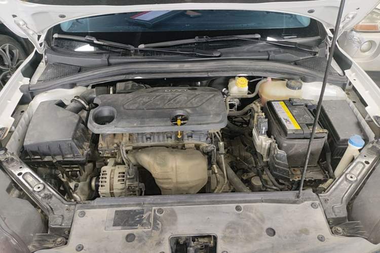 Used Roewe i5 2019 1.5L Automatic 4G Connected Langhao Edition Engine Bay