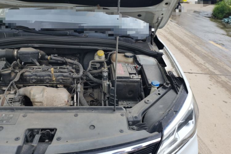 Used Roewe i5 2019 1.5L Automatic 4G Connected Langyue Edition Engine Bay Left
