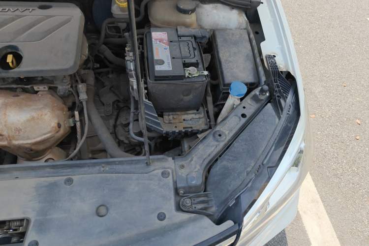 Used Roewe i5 2019 1.5L Automatic 4G Connected Linghao Edition Engine Bay Left