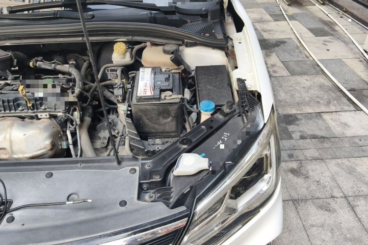 Used Roewe i5 2019 1.5L Automatic 4G Connected Langyue Edition Engine Bay Left