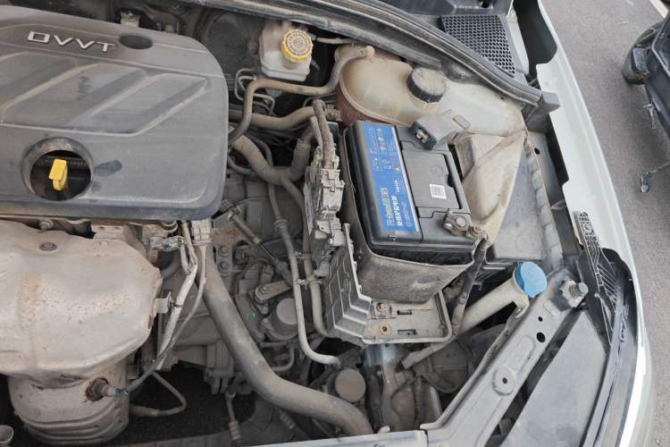 Used Roewe i5 2019 1.5L Automatic 4G Connected Linghao Flagship Edition Engine Bay Left