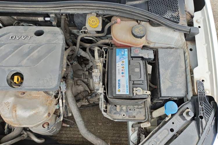 Used Roewe i5 2019 1.5L Manual 4G Connect Leehao Flagship Edition Engine Bay Left
